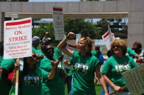 Workers at the UCSD hospital on the picket line during a five-day strike in July 2008