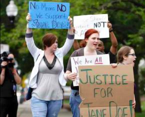 CAPSA activists demand justice for Jane Doe outside the Cook County courthouse